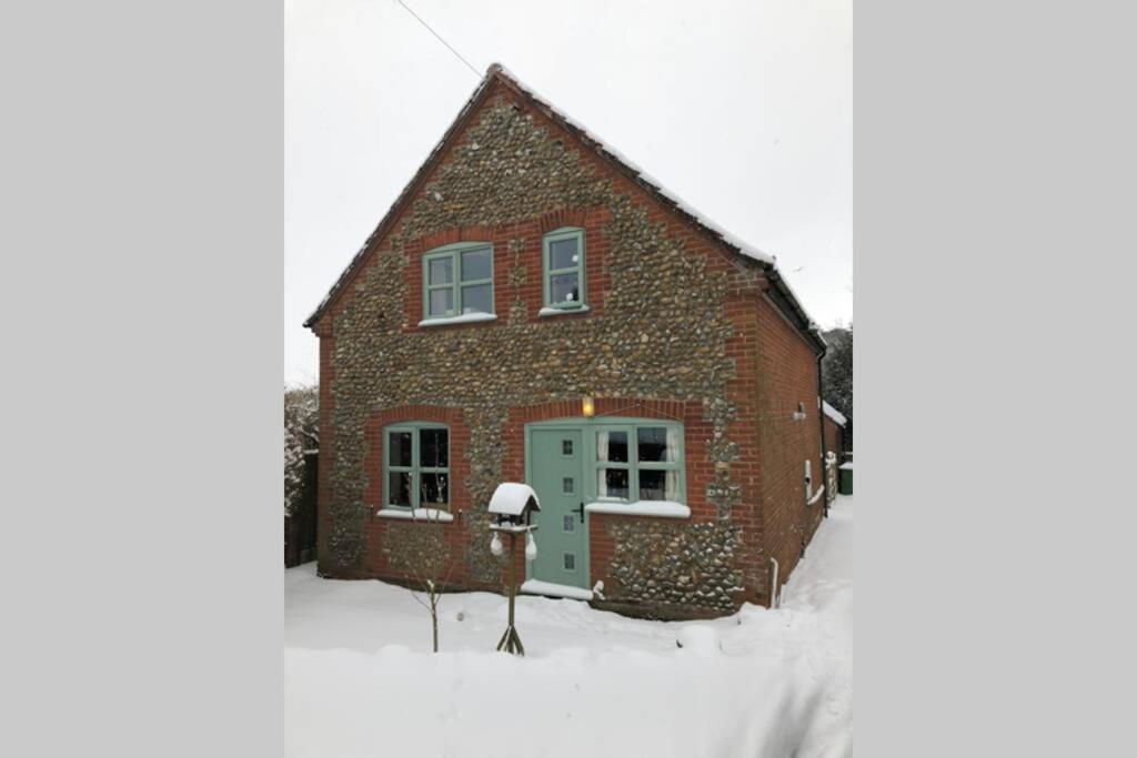 Вилла Ramblers Retreat Saxthorpe Экстерьер фото